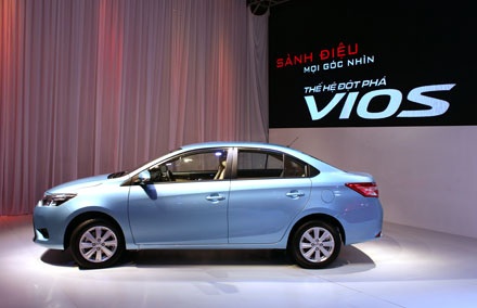 Vios mới chính thức ra mắt tại Việt Nam - 7 Không có nhiều sự khác biệt giữa động cơ 1.5L (trên) và 1.3L (dưới)
