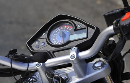 Xe máy nội địa Visitor Helios có phiên bản mới