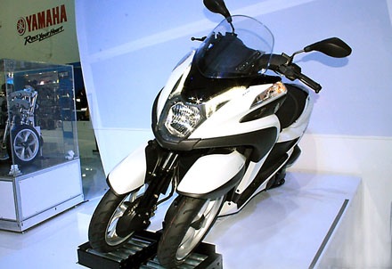 Tricity - Mẫu xe ba bánh đầu tiên ở Đông Nam Á của Yamaha - 2 Tricity – chiếc xe ba bánh đầu tiên ở Đông Nam Á của Yamaha