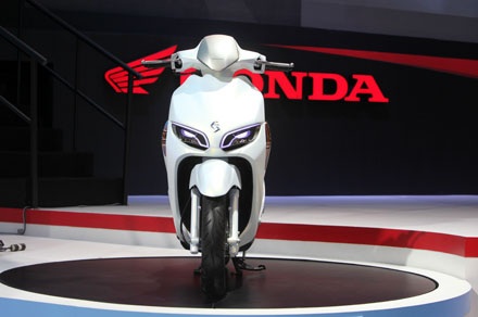 Honda ES 01 - Sự ngạc nhiên từ Thái Lan - 3 Honda ES-01 có thiết kế khá hiện đại