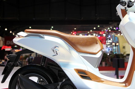 Honda ES 01 - Sự ngạc nhiên từ Thái Lan - 7 ... hoàn toàn tương đồng với Vison và Zoomer-X