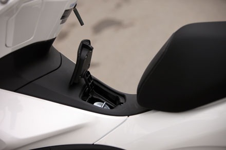 Honda PCX – Tận hưởng niềm vui trên những cung đường - 6 Honda PCX - Bộ ghế bành cho những cung đường dài