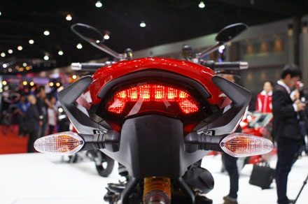 Ducati Monster 1200 - Chào châu Á - 13 Ducati Monster 1200 - Chào châu Á