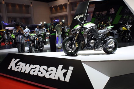Xuất hiện mô tô 400 phân khối nhái thiết kế Kawasaki Z1000