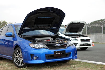 Subaru đưa WRX STI mới về Việt Nam - 1 Subaru đưa WRX STI mới về Việt Nam