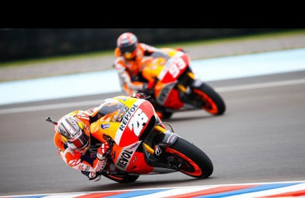 Của Marquez, vì Repsol hay một vị trí độc tôn cho cả hai? - 3 <span style=font-size:12.0pt;font-weight:normal;
mso-bidi-font-weight:bold>