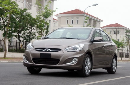 Hyundai Thành Công ra mắt phiên bản Accent mới - 10 Hyundai Thành Công ra mắt phiên bản Accent mới