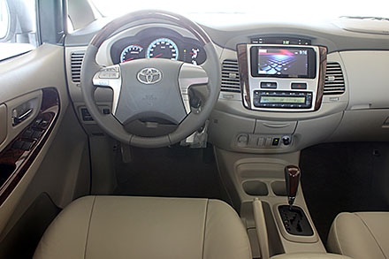 Những khác biệt trên Toyota Innova 2014 - 14 Việt Hưng - Thanh Phúc