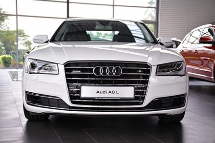Trước khi về Việt Nam Audi A8L ra mắt tại Malaysia - 1 Trước khi về Việt Nam Audi A8L ra mắt tại Malaysia