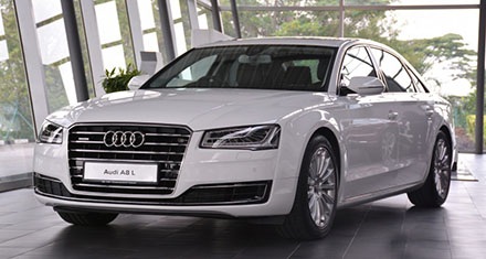 Trước khi về Việt Nam Audi A8L ra mắt tại Malaysia - 2 Trước khi về Việt Nam Audi A8L ra mắt tại Malaysia