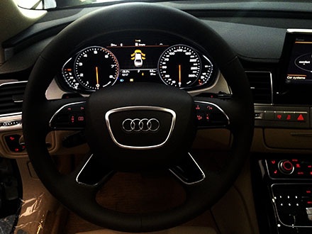 Audi A8L mới có giá khởi điểm 4,4 tỷ đồng - 3 Audi A8L mới có giá khởi điểm 4,4 tỷ đồng