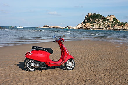 Vespa Sprint - Xe của dân phố? - 9 Như Phúc - Thanh Phúc