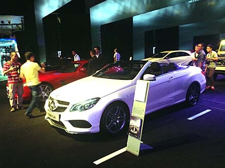 Khai mạc triển lãm của riêng Mercedes-Benz - 3 Khai mạc triển lãŭ của riêng Mercedes-Benz