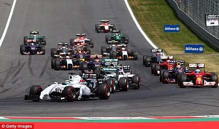 Mercedeɳ nối lại mạch chiến thắng