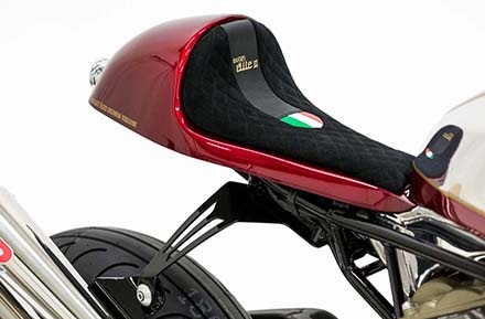 Ducati 1199 Panigale S “nâng cấp” lên café racer - 6 Ducati 1199 Panigale S “nâng cấp” lên café racer