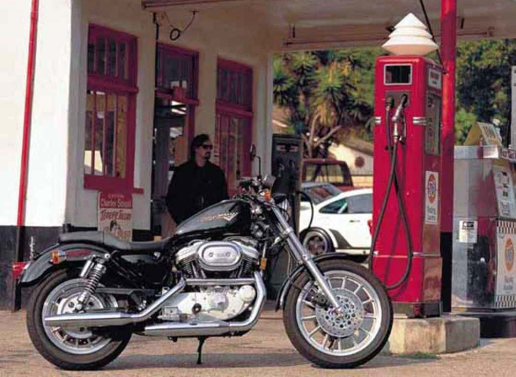 Độ xe là để làm đẹp ? - 1 Harley-Davidson Sporsters 1200S đời 1998 nguyên bản