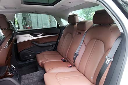 Và dù chỉ gói gọn trong khoang sau của một chiếc ôtô nhưng
Audi tự hào cho rằng đây là một