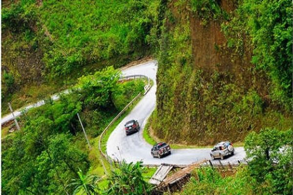 Từ tai nạn thảm khốc tại Lào Cai, kỹ thuật sinh tử lái xe xuống đèo, dốc - 3 Từ tai nạn thảm khốc Lào Cai, kỹ thuật sinh tử lái xe xuống đèo, dốc