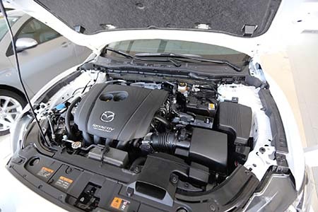 Những đặc điểm khiến Mazda 6 hấp dẫn khách hàng - 2 <span style=font-size:12.0pt;
font-family:"Times New Roman&quoɴ;>