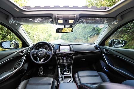 Những đặc điểm khiến Mazda 6 hấp dẫn khách hàng - 4 <span style=font-size:12.0pt;
font-family:"Times New Roman">Cảm giác lái tốt