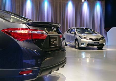 Toyota Altis 2014 khởi điểm từ 757 triệu đồng - 7 Toyota Altis 2014 khởi điểmȠtừ 757 triệu đồng