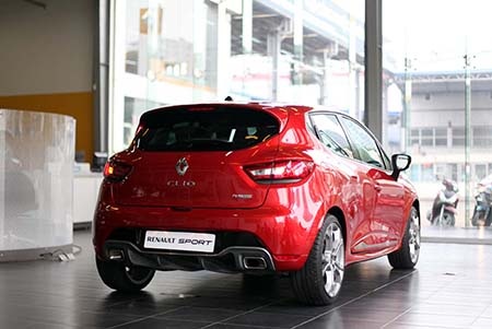 Renault Clio RS âm thầm có mặt tại Việt Nam - 18 Renault Clio RS âm thầm có mặt tại Việt Nam