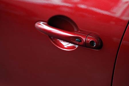 Renault Clio RS âm thầm có mặt tại Việt Nam - 22 Renault Clio RS âm thầm có mặt tại Việt Nam - 22