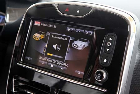 Renault Clio RS âm thầm có mặt tại Việt Nam - 26 Renault Clio RS âm thầm có mặt tại Việt Nam