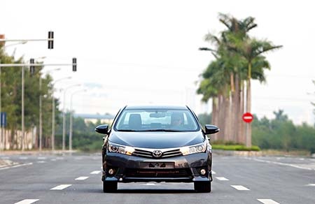 Hiện tại, Toyota Altis mới có 4 màu (