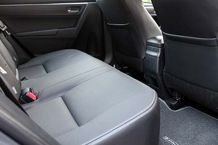 Hiện tại, Toyota Altis mới có 4 màu (