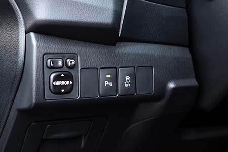 Hiện tại, Toyota Altis mới có 4 màu (