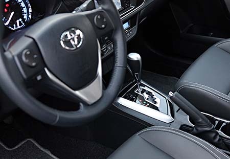 Hiện tại, Toyota Altis mới có 4 màu (