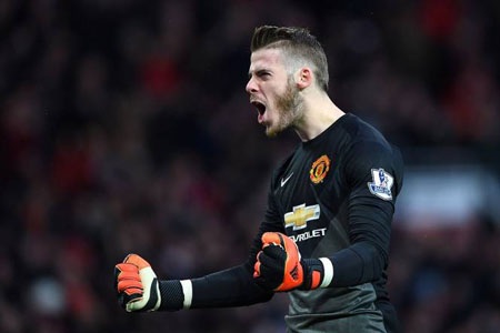 MU: Có một De Gea “lớn nhanh như thổi” - 2 De Gea ngày càng hoàn thiện mình ở MU