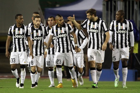 Vidal lập siêu phẩm, Juventus vô địch mùa Đông Serie A - 1 Juventus vô địch mùa Đông ở Serie A