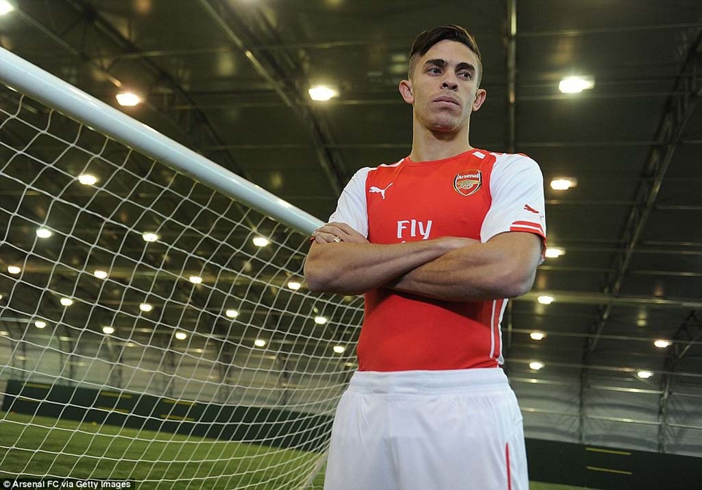 Arsenal chính thức ra mắt tân binh đầu tiên chợ Đông - 1 Gabriel Paulista chính thức ra mắt Arsenal