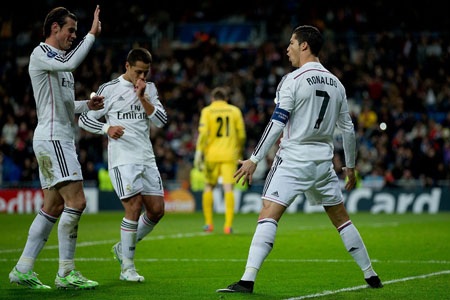 C.Ronaldo vượt qua Raul, Real Madrid lập kỷ lục vĩ đại - 1 Real Madrid phá kỷ lục về số chiến thắng liên tiếp ở Tây Ban
Nha
