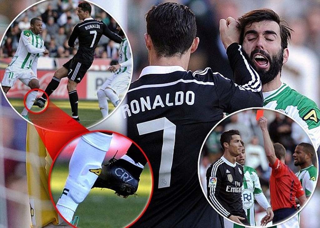 Hàng loạt pha chơi xấu của C.Ronaldo - 1 C.Ronaldo liên tục có pha bóng xấu chơi với đối phương