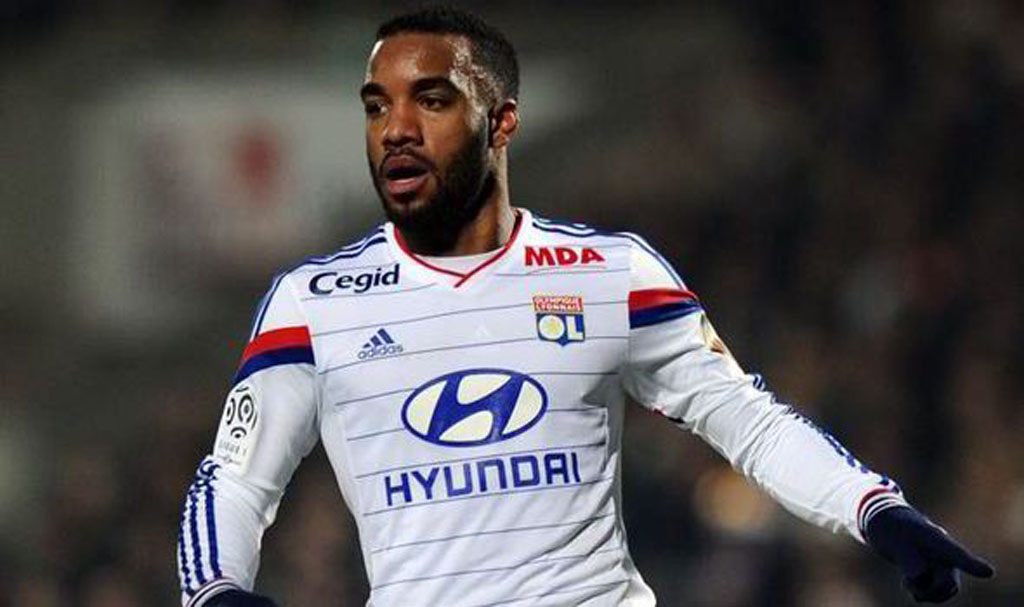 Đội hình những “ngôi sao” tuổi Mùi của bóng đá thế giới - 3 Lacazette
ngày một tiến bộ trong màu áo Lyon