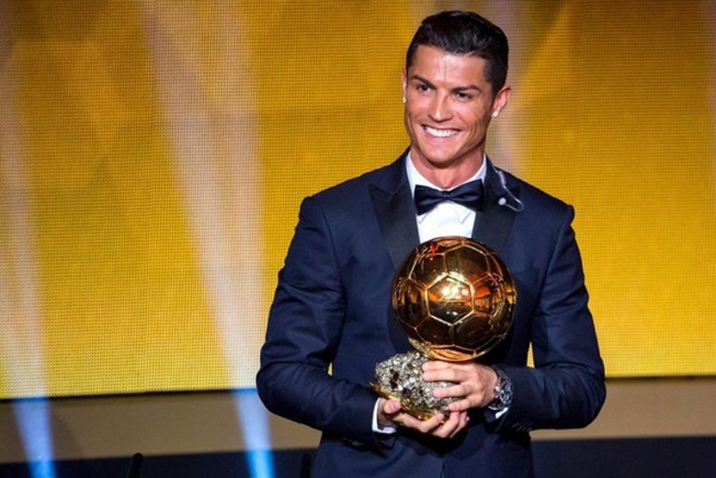 C.Ronaldo xuất sắc nhất lịch sử bóng đá Bồ Đào Nha - 1 C.Ronaldo
là cầu thủ xuất sắc nhất lịch sử bóng đá Bồ Đào Nha