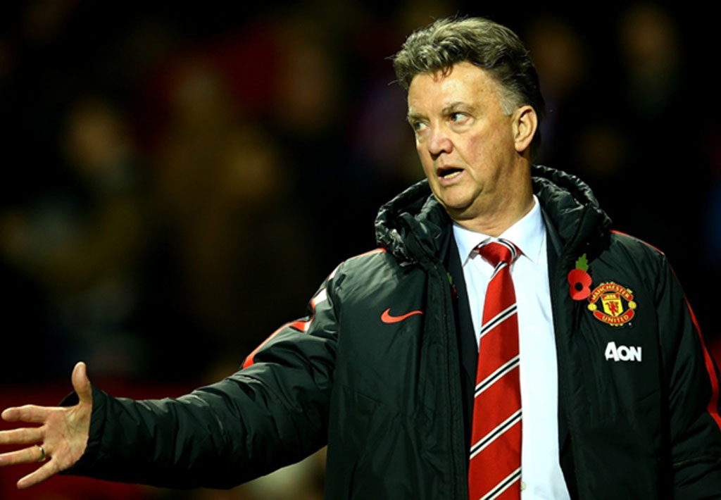 Van Gaal hứa vô địch FA Cup, “tặng quà” CĐV MU - 1 Van Gaal hứa
vô địch FA Cup