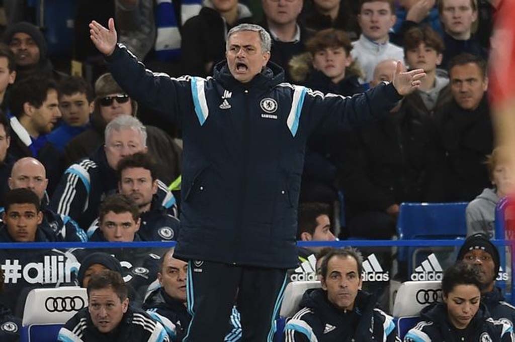 Tức giận với FA, Mourinho lại bỏ họp báo - 1 HLV Mourinho tiếp tục bỏ họp báo