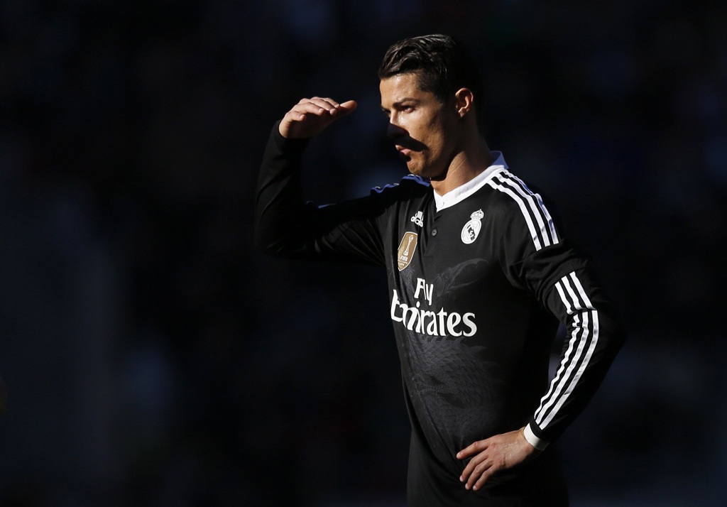 C.Ronaldo vẫn chưa dừng lại dù bước sang “tuổi băm”