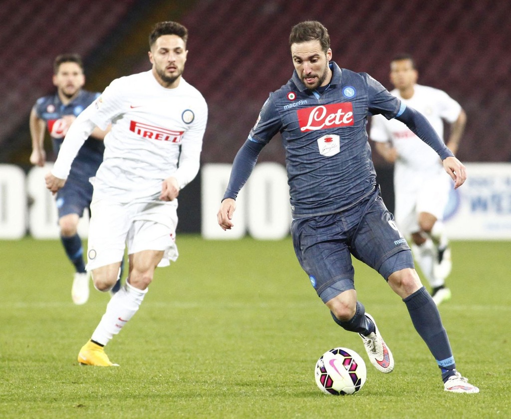 Napoli đánh rơi chiến thắng vô cùng đáng tiếc trước Inter - 1 Napoli chia
điểm trước Inter dù dẫn trước tới 2 bàn