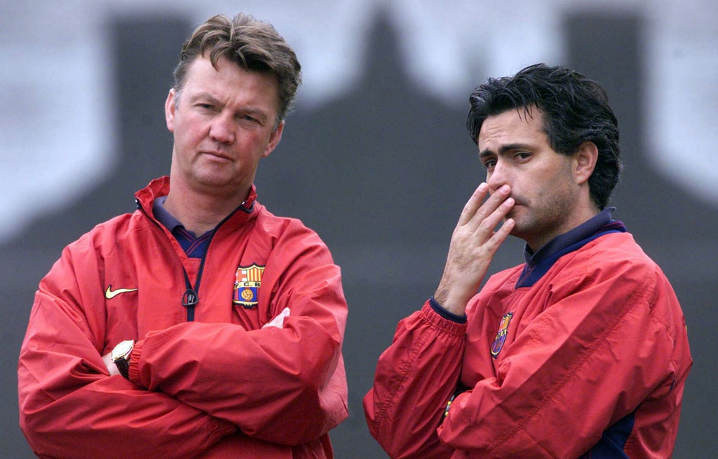 Van Gaal - Mourinho: Cuộc chiến của hai thày trò “đặc biệt”! - 1 Mourinho là người học trò đặc biệt của Van Gaal