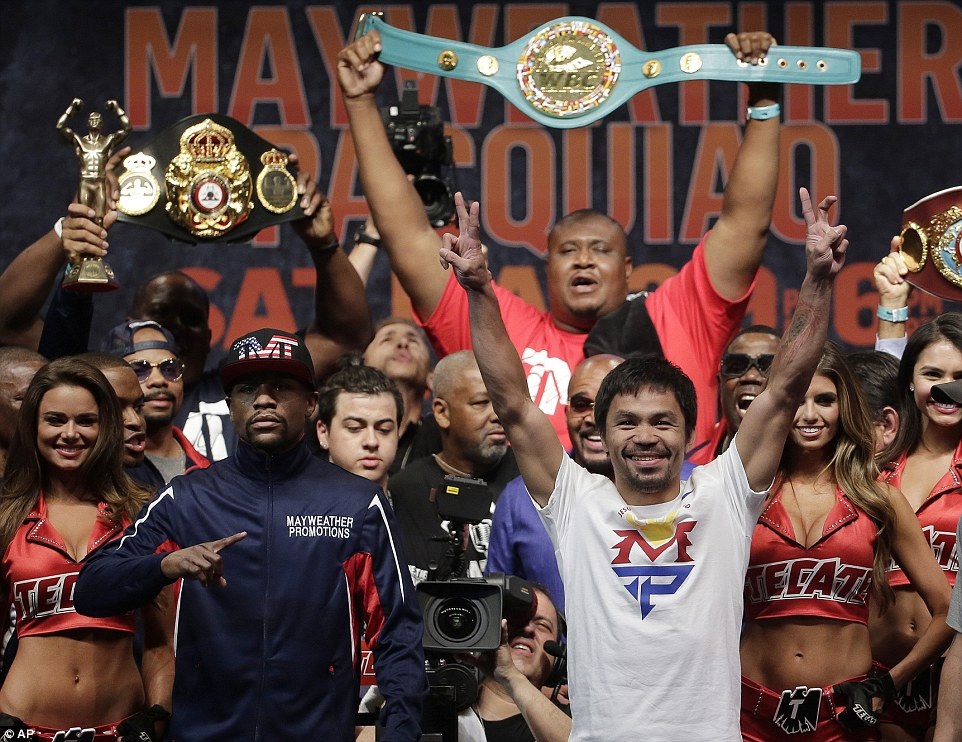 Mayweather và Pacquiao “căng thẳng” trước đại chiến - 11 Hai võ sỹ đã sẵn sàng cho cuộc chiến. Vinh quang sẽ thuộc về ai?