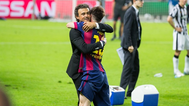 HLV Luis
Enrique đã “hồi sinh” Barcelona