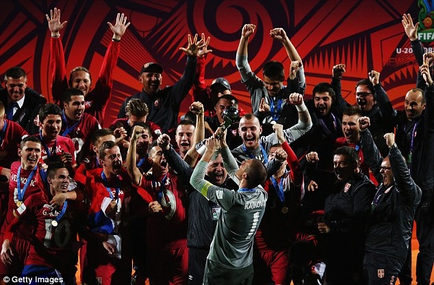 Sao trẻ MU lập siêu phẩm, U20 Brazil vẫn mất chức vô địch thế giới - 2 Nhưng U20 Serbia mới lên ngôi vô địch