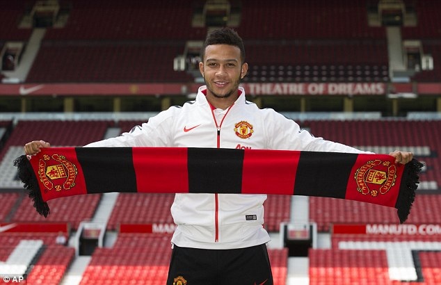 MU chính thức ra mắt Memphis Depay - 1 H.Long
