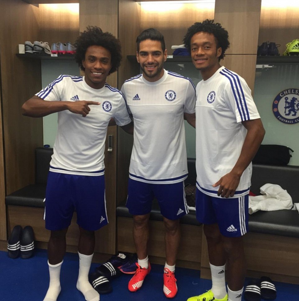 Falcao hăng hái tập luyện, sẵn sàng ra mắt Chelsea - 1 H.Long