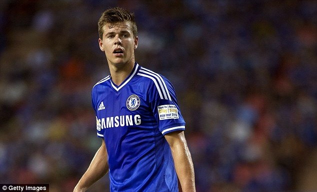 Chelsea chia tay cùng lúc 4 cầu thủ - 1 Van Ginkel
tới Stoke City tu nghiệp